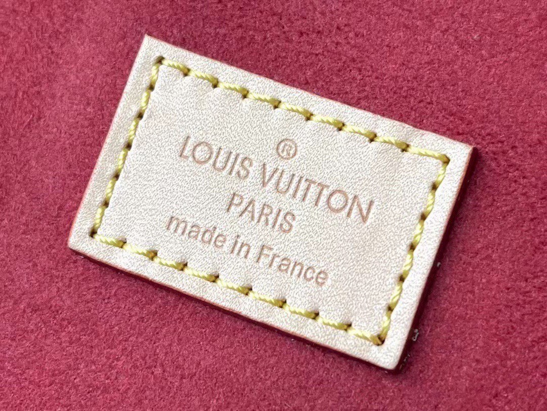 Shop Louis Vuitton MONOGRAM Jewelry Box (M20040) by